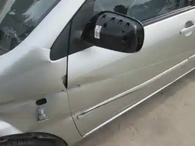 Scrapping Vehicle toyota corolla (e12) 2.0 d-4d sol sedán of the year 2006 powered 1cdftv