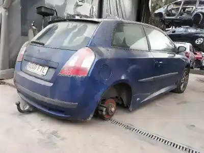 Scrapping Vehicle FIAT STILO (192) 1.6 16V Dynamic (04.2006->) 105 CV / 77 KW of the year 2007 powered 192B30