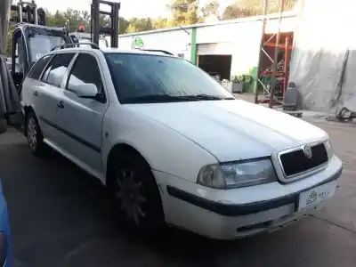 Здавання транспортного засобу SKODA OCTAVIA I COMBI (1U5) 1.9 TDI 4x4 року 2001 потужний AGR