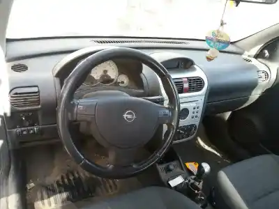 Veículo de Sucata opel corsa d sport do ano 2004 alimentado g-z14xep