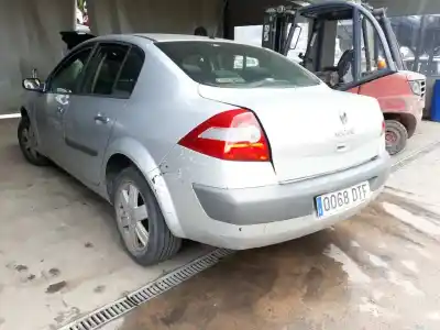 Veículo de Sucata renault megane ii berlina 5p confort authentique do ano 2005 alimentado k4m760