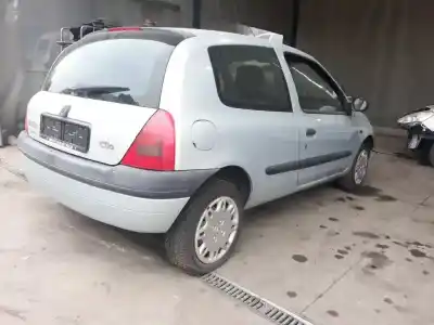 Здавання транспортного засобу renault clio ii fase i (b/cbo) 1.2 року 2000 потужний d7f720