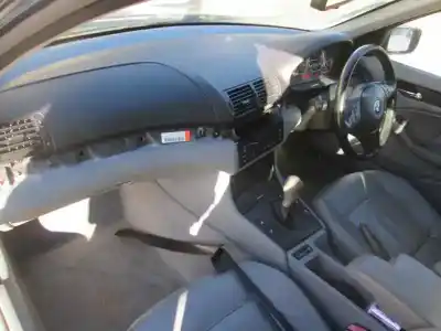 Veículo de Sucata bmw serie 3 touring (e46) 330d do ano 2001 alimentado m57d30