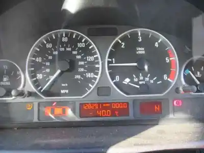 Veículo de Sucata bmw serie 3 touring (e46) 330d do ano 2001 alimentado m57d30