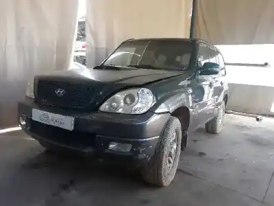 Sloopvoertuig hyundai terracan (hp) 2.9 crdi 4wd van het jaar 2005 aangedreven j3