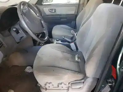 Sloopvoertuig hyundai terracan (hp) 2.9 crdi 4wd van het jaar 2005 aangedreven j3