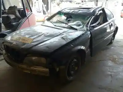 Sloopvoertuig bmw serie 3 coupe (e46) 320 ci van het jaar 2001 aangedreven m54b22