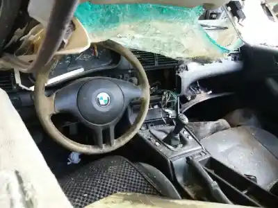 Sloopvoertuig bmw serie 3 coupe (e46) 320 ci van het jaar 2001 aangedreven m54b22