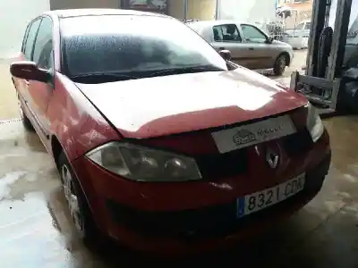 Veículo de Sucata renault                                            megane ii classic berlina                                                                                                                                                                                                                                  g/k4j d7                                                                                                                                                                                                                                                   do ano 2003 alimentado g-k4j d7