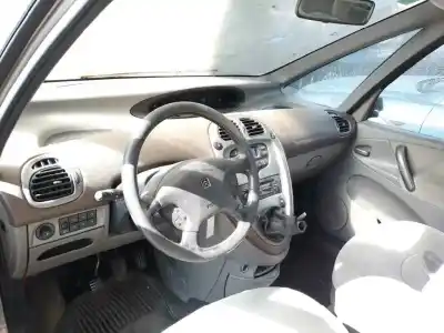 Veículo de Sucata citroen xsara picasso (n68) 2.0 hdi do ano 2001 alimentado rhy