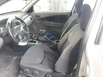 Veículo de Sucata nissan almera (n16/e) acenta do ano 2001 alimentado yd22ddt