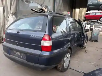 Veicolo di demolizione fiat palio weekend (178) 75 dell'anno 2001 alimentato 178b5000