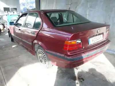 Veículo de Sucata bmw serie 3 berlina (e36) 318i do ano 1993 alimentado m40b18