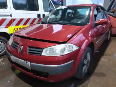Veicolo di demolizione RENAULT                                            MEGANE II SEDÁN (LM0/1_)                                                                                                                                                                                                                                   1.5 DCI (LM0F, LM0T, LM2B)                                                                                                                                                                                                                                 dell'anno 2005 alimentato K9K722