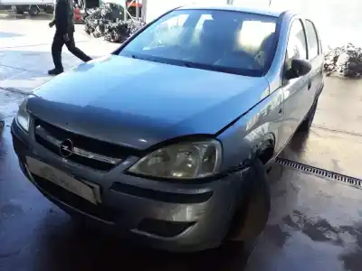 Sloopvoertuig opel corsa c blue line van het jaar 2004 aangedreven z13dt