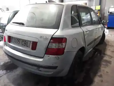 Veículo de Sucata fiat stilo (192) 1.9 jtd cat do ano 2002 alimentado 192a1000