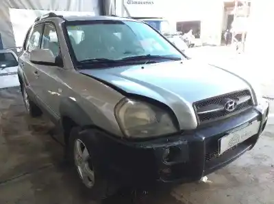 Scrapping Vehicle hyundai tucson (jm) 2.0 crdi premium 4x4 of the year 2005 powered d4ea