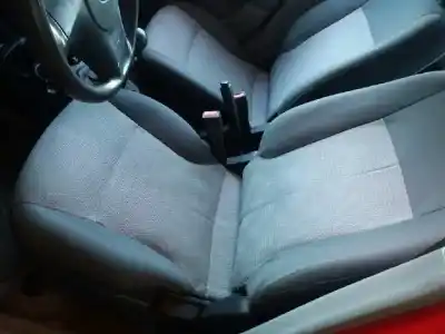 Veicolo di demolizione kia picanto 1.0 lx dell'anno 2004 alimentato g4he