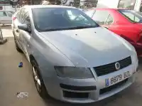 Здавання транспортного засобу FIAT STILO (192) 1.4 16V Active (05.2004->) року 2002 потужний 192B2000