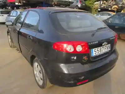 Sloopvoertuig chevrolet lacetti sx van het jaar 2007 aangedreven 320s-d
