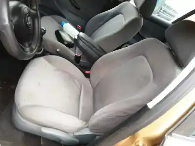 Здавання транспортного засобу seat toledo (1m2) stella року 2001 потужний asv