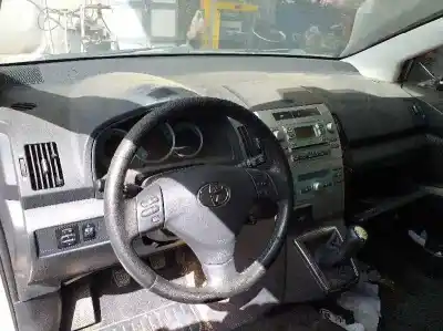 Veicolo di demolizione toyota corolla verso (r1) 2.2 d-4d sol dell'anno 2006 alimentato 2adftv