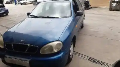 Veículo de Sucata daewoo lanos se do ano 1999 alimentado lx6