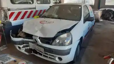 Здавання транспортного засобу renault clio ii fase ii (b/cb0) campus року 2006 потужний k9k700