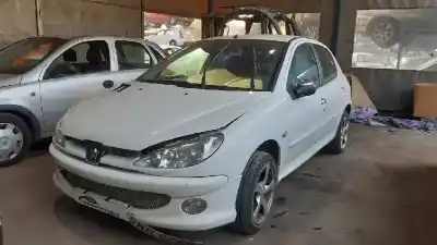 Vehicul casat PEUGEOT                                            206 BERLINA                                                                                                                                                                                                                                                X-Line Refri                                                                                                                                                                                                                                               al anului 2005 alimentat D-8HZ