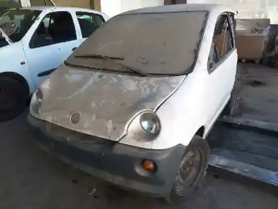 Veículo de Sucata AIXAM E44VBA KUBOTA 5 CV / 4 KW do ano 2001 alimentado 