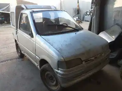 Veicolo di demolizione MICROCAR VIRGO 14 CV / 10 KW dell'anno 2002 alimentato 