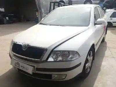 Veicolo di demolizione SKODA                                              OCTAVIA BERLINA (1Z3)                                                                                                                                                                                                                                      BSE                                                                                                                                                                                                                                                        dell'anno 2008 alimentato BSE