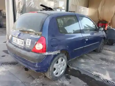 Здавання транспортного засобу renault clio ii fase ii (b/cb0) authentique року 2002 потужний d7f726