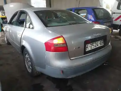 Sloopvoertuig audi a6 berlina (4b2) 1.8 t van het jaar 2000 aangedreven apu