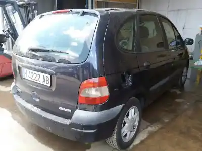 Scrapping Vehicle renault scénic i monospace (ja0/1_, fa0_) 1.9 dci rx4 of the year 2000 powered d/f9q k7