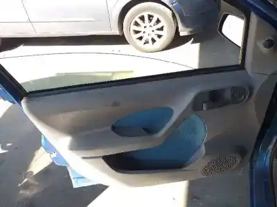 Veicolo di demolizione fiat panda (169) 1.2 8v dynamic dell'anno 2005 alimentato 188a4000