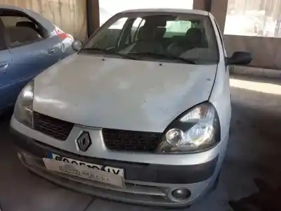 Scrapping Vehicle renault clio ii fase ii (b/cb0) authentique 58 cv / 43 kw of the year 2001 powered d7f720