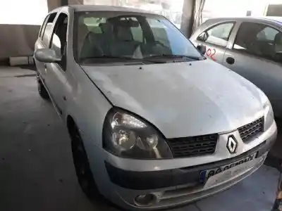 Scrapping Vehicle renault clio ii fase ii (b/cb0) authentique 58 cv / 43 kw of the year 2001 powered d7f720