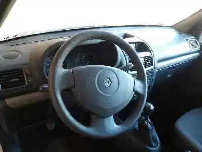 Здавання транспортного засобу renault clio ii fase ii (b/cb0) base authentique 82 cv / 60 kw року 2004 потужний k9k702