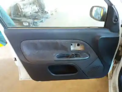 Здавання транспортного засобу renault clio ii fase ii (b/cb0) base authentique 82 cv / 60 kw року 2004 потужний k9k702