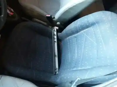 Здавання транспортного засобу renault clio ii fase ii (b/cb0) expression року 2001 потужний k9k704