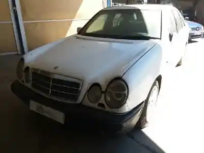 Verschrottungsfahrzeug MERCEDES                                           CLASE E (BM 210) BERLINA                                                                                                                                                                                                                                   OM606962                                                                                                                                                                                                                                                   des Jahres 1997 angetrieben OM606962