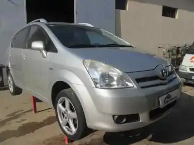 Vehículo de desguace toyota corolla verso (r1) 2.2 d-4d sport del año 2005 con motor 2adfhv