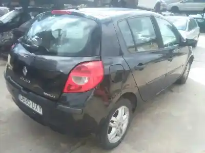 Здавання транспортного засобу renault clio iii confort expression року 2006 потужний k9k718