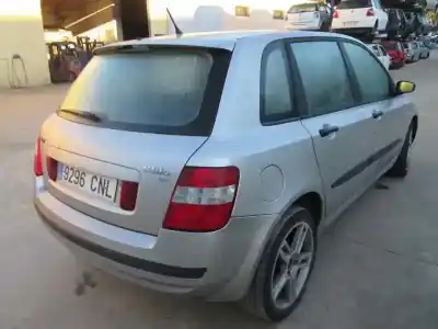 Здавання транспортного засобу fiat stilo (192_) 1.6 16v (192_xb1a) року 2003 потужний 182b600
