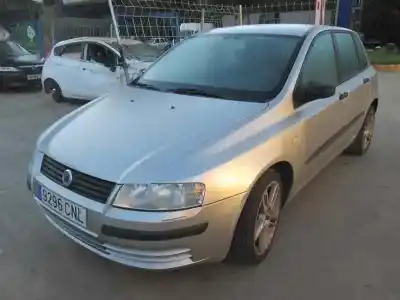 Здавання транспортного засобу fiat stilo (192_) 1.6 16v (192_xb1a) року 2003 потужний 182b600