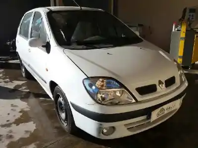 Scrapping Vehicle renault scenic (ja..) 1.4 16v authentique of the year 2003 powered k4j750
