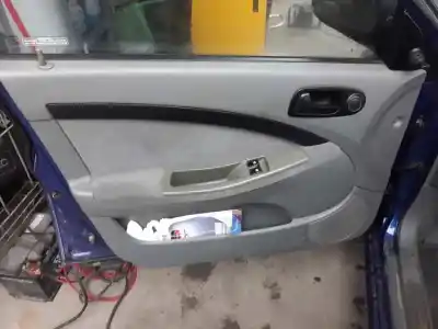 Veículo de Sucata daewoo lacetti se do ano 2004 alimentado f14d3