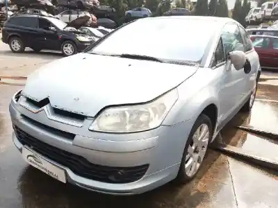 Veículo de Sucata citroen c4 coupe vtr plus do ano 2004 alimentado rhr