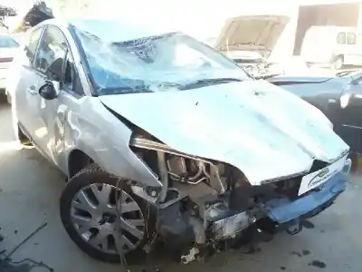 Veículo de Sucata citroen c4 berlina vtr plus do ano 2004 alimentado d-9hy